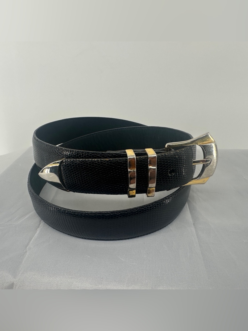Neiman Marcus genuine lizard black leather western belt